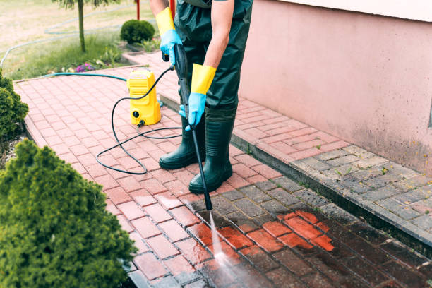 Best Pool Deck Cleaning  in Kensington Park, FL